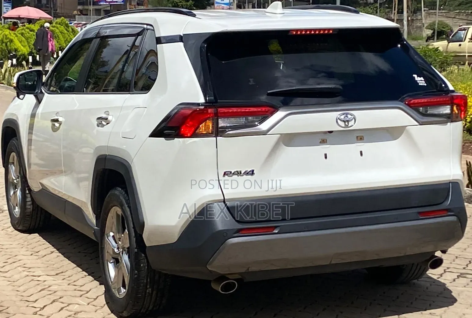 Toyota RAV4 2019 White