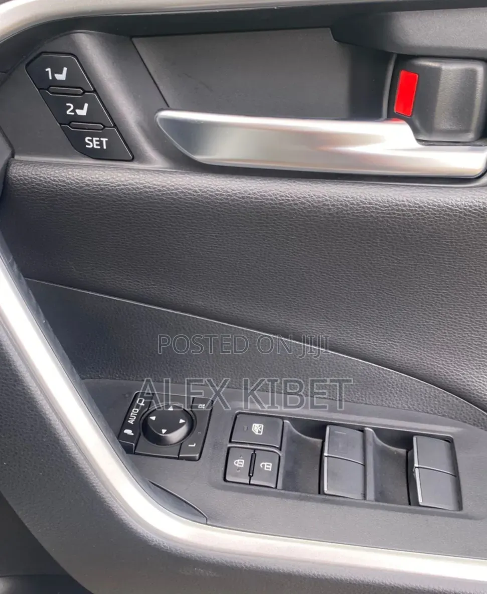 Toyota RAV4 2019 White