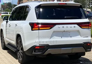 Lexus LX 600 2022 White