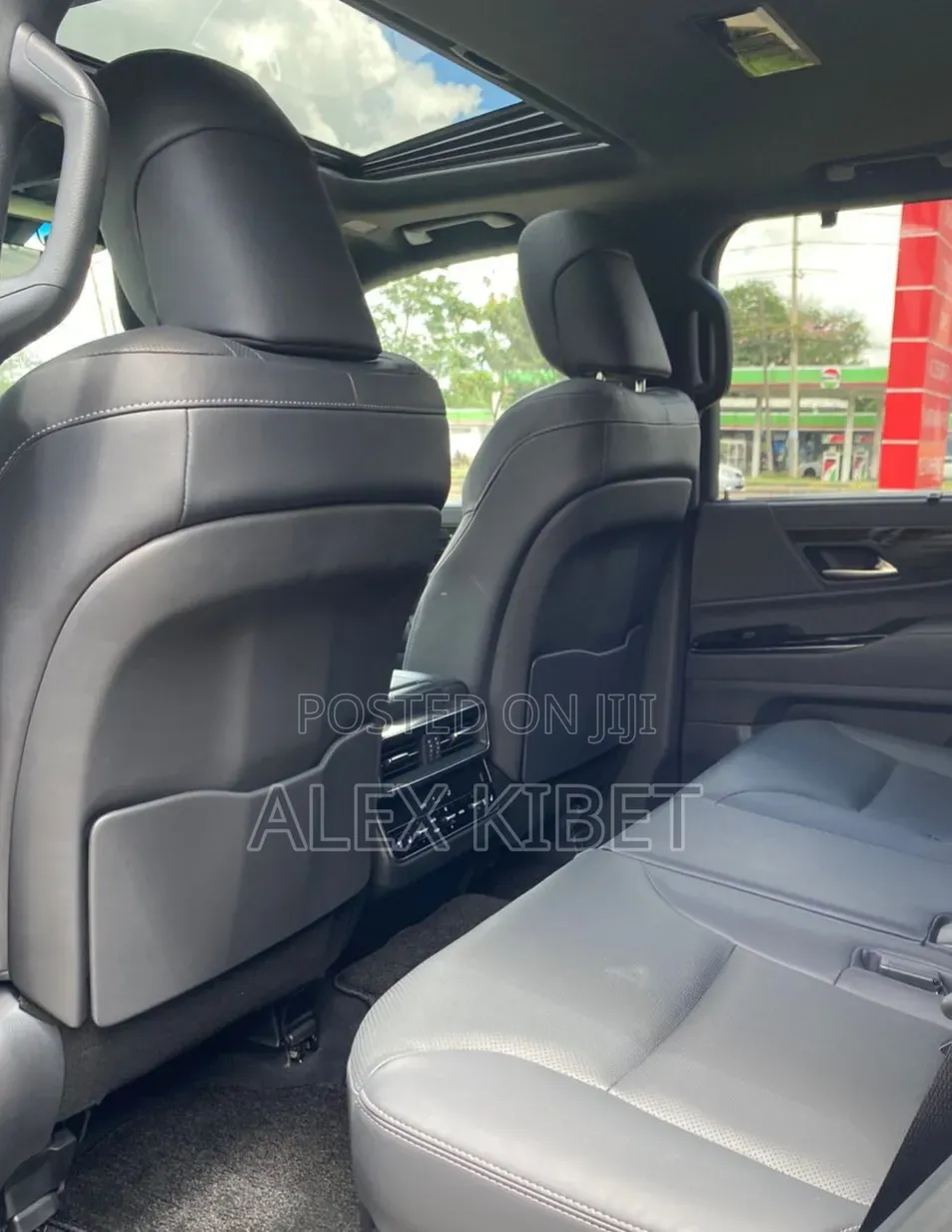 Lexus LX 600 2022 White