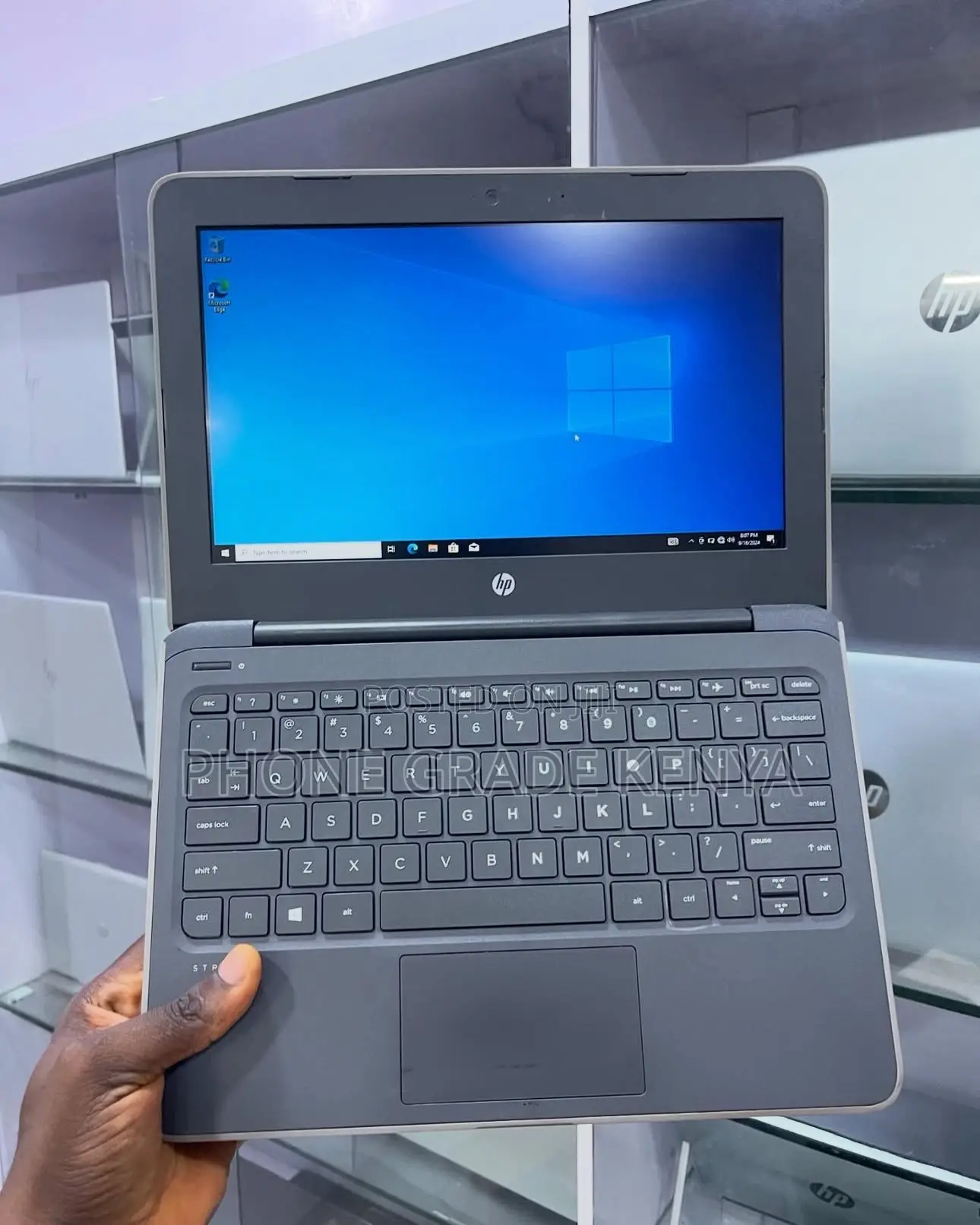 Laptop HP Stream Laptop 4GB Intel Celeron SSD 60GB
