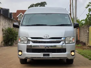 Toyota Grand HiAce 2019 Silver