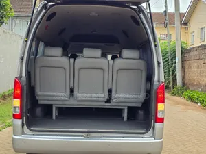 Toyota Grand HiAce 2019 Silver
