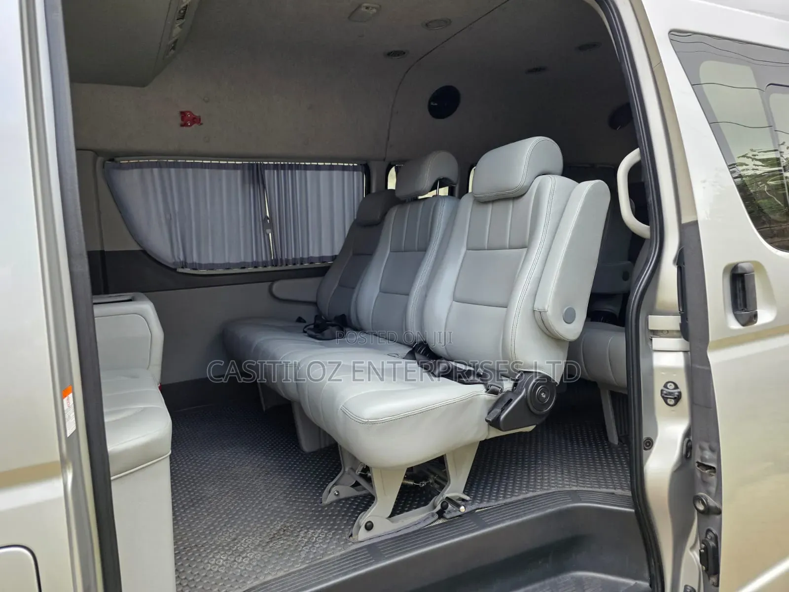 Toyota Grand HiAce 2019 Silver