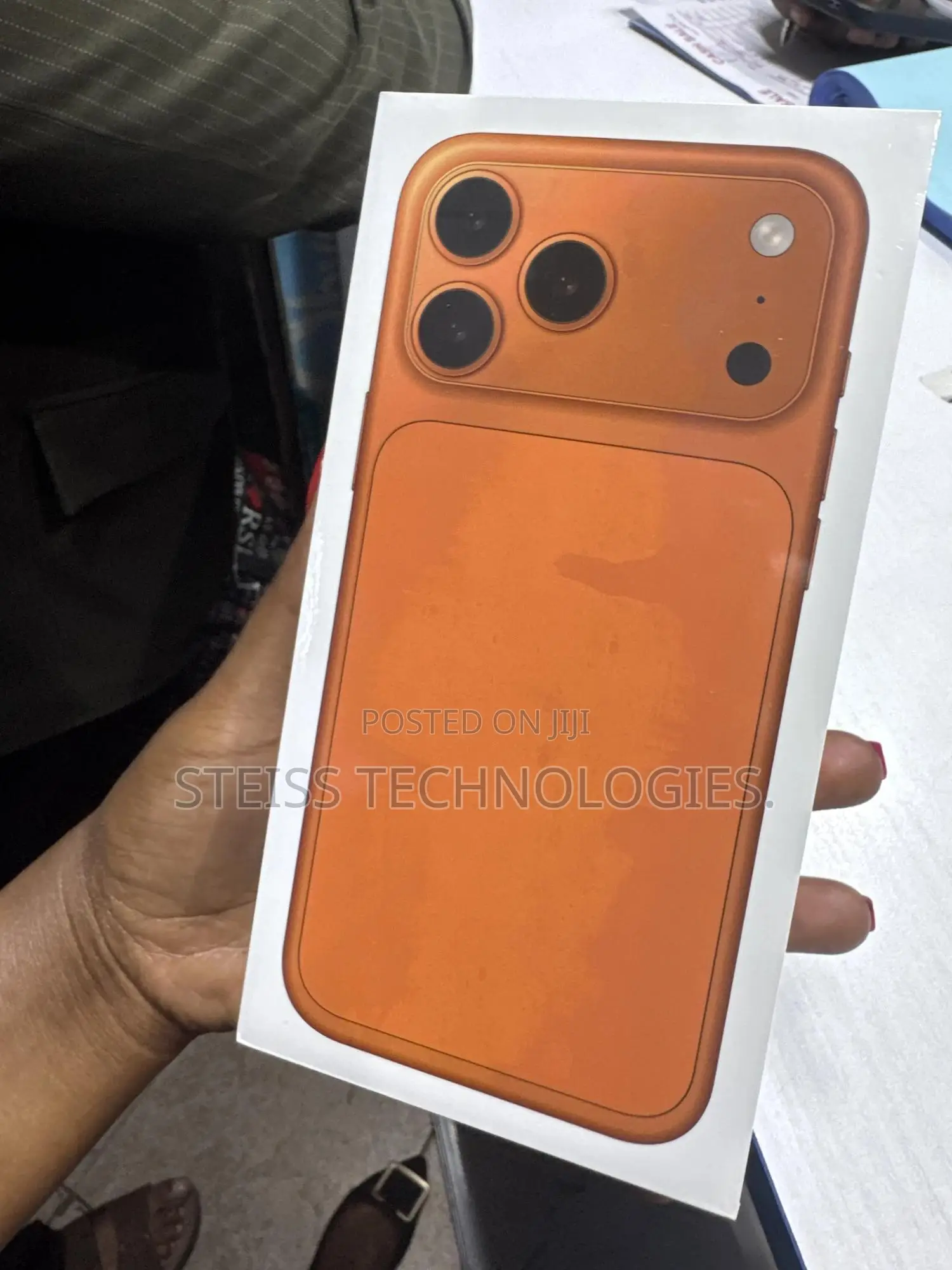 New Mobile Phone 128 GB Orange