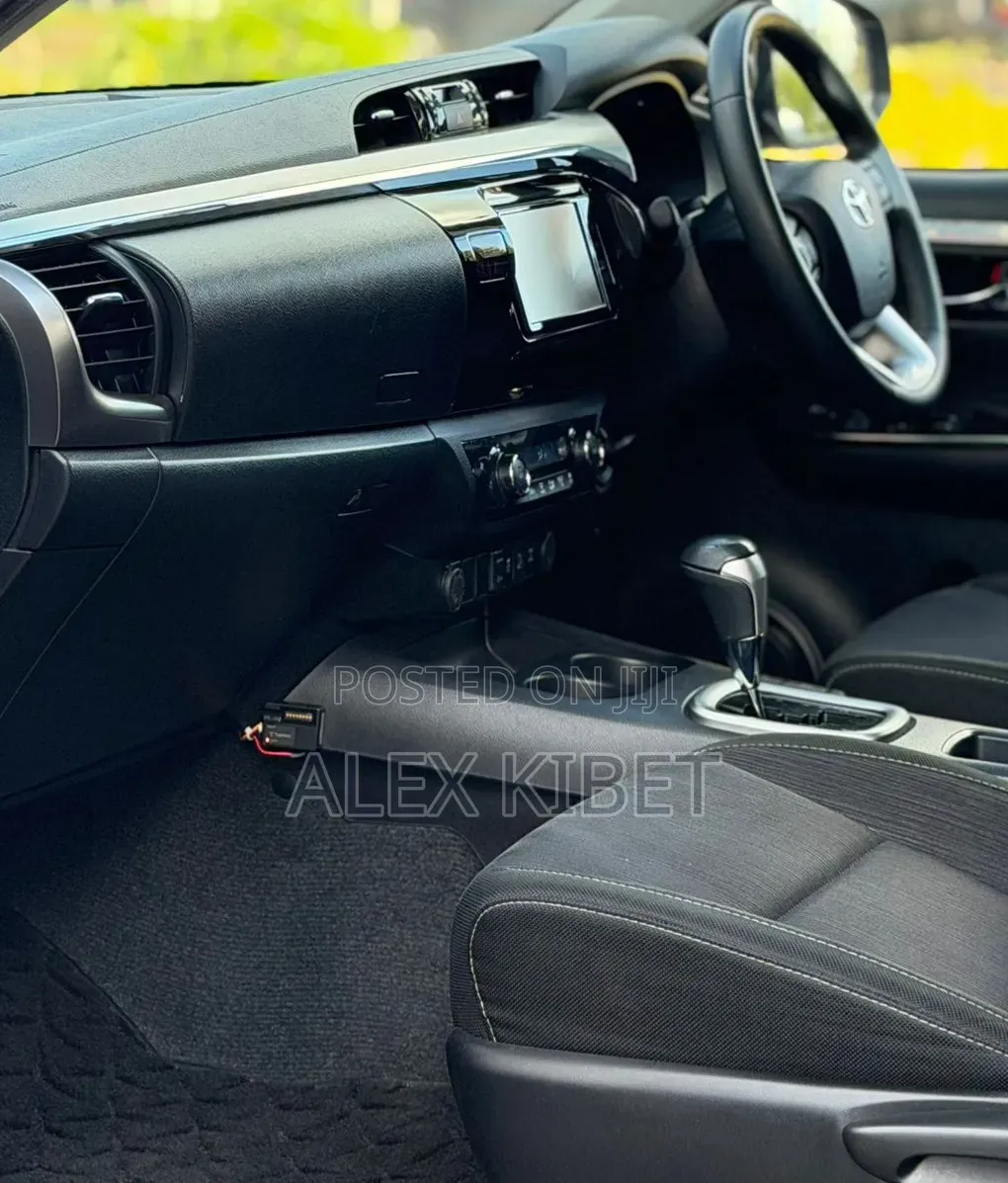 Toyota Hilux Revo Double Cab Deisel 2.4 AWD 2019 Black