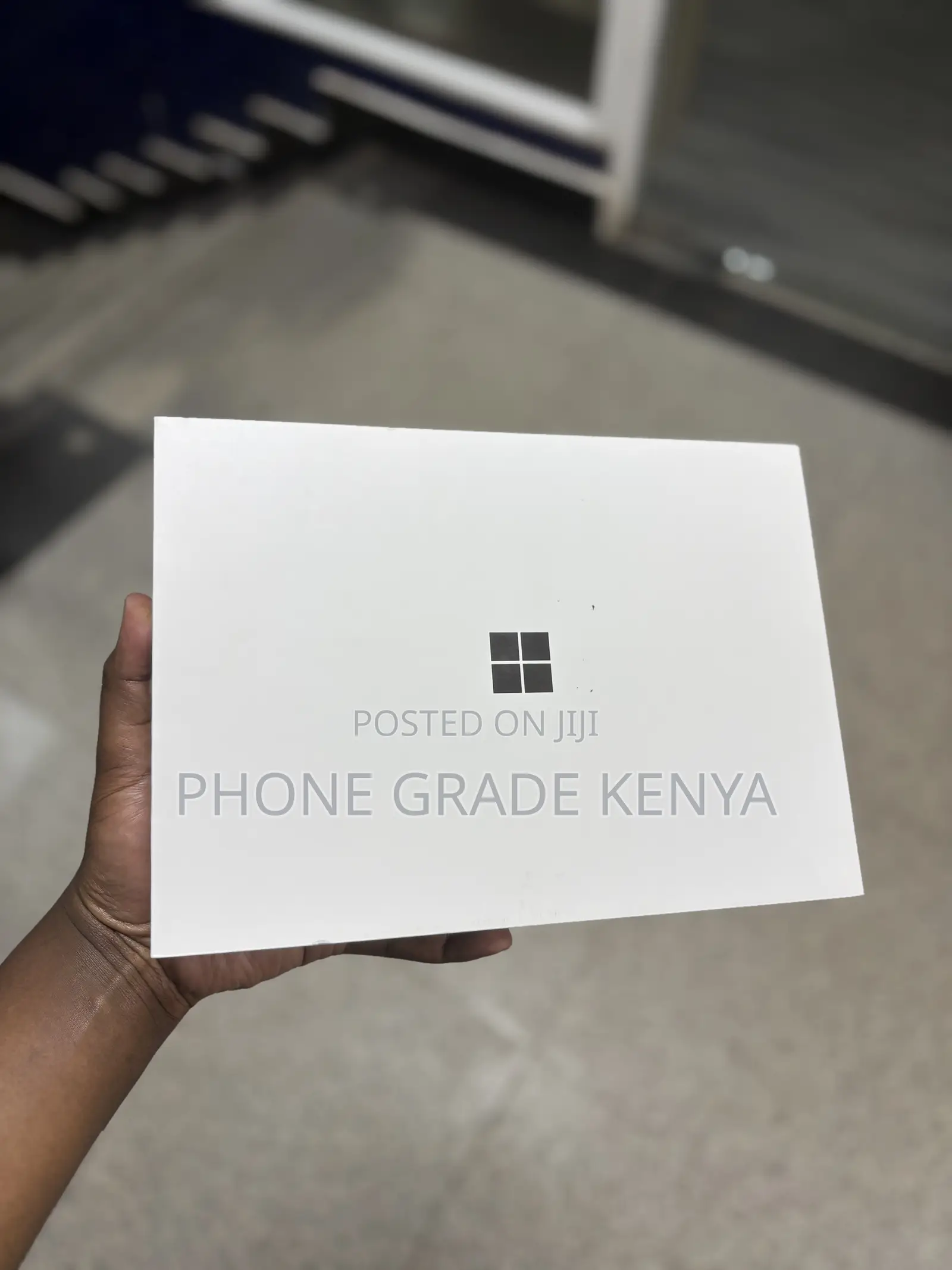 New Microsoft Surface Pro 16GB Qualcomm Snapdragon X Plus SSD 256GB
