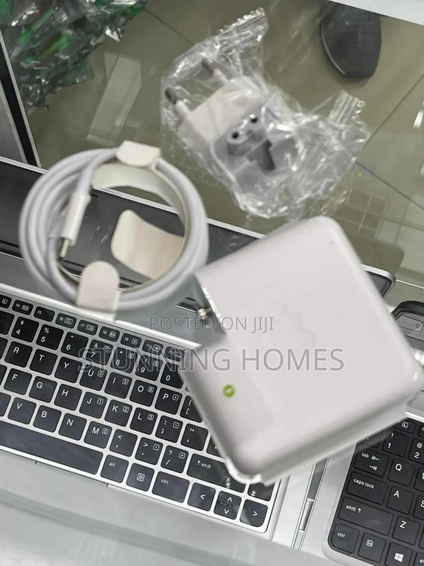 Apple Type C Macbook Charger - main view