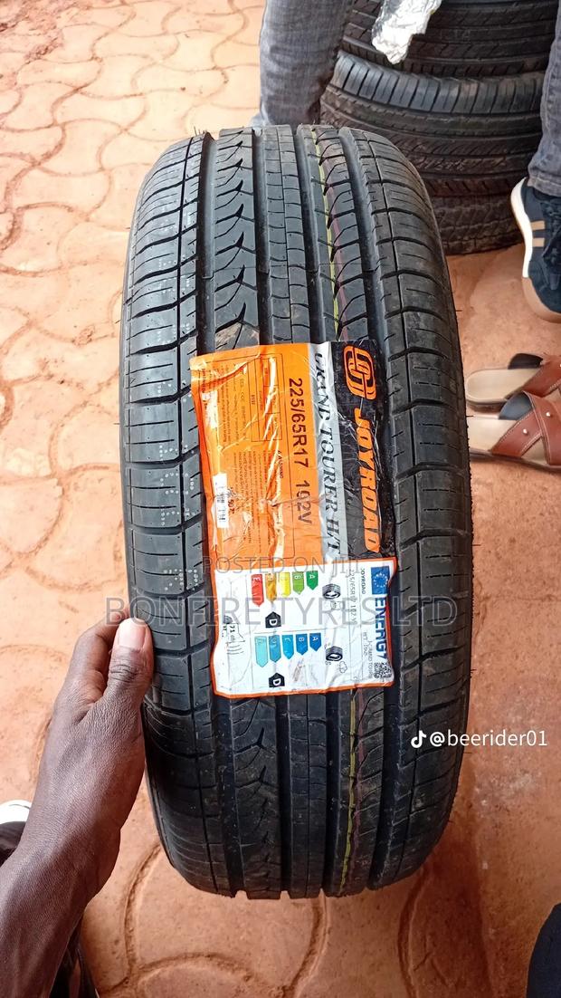 225/65r17 Joyroad