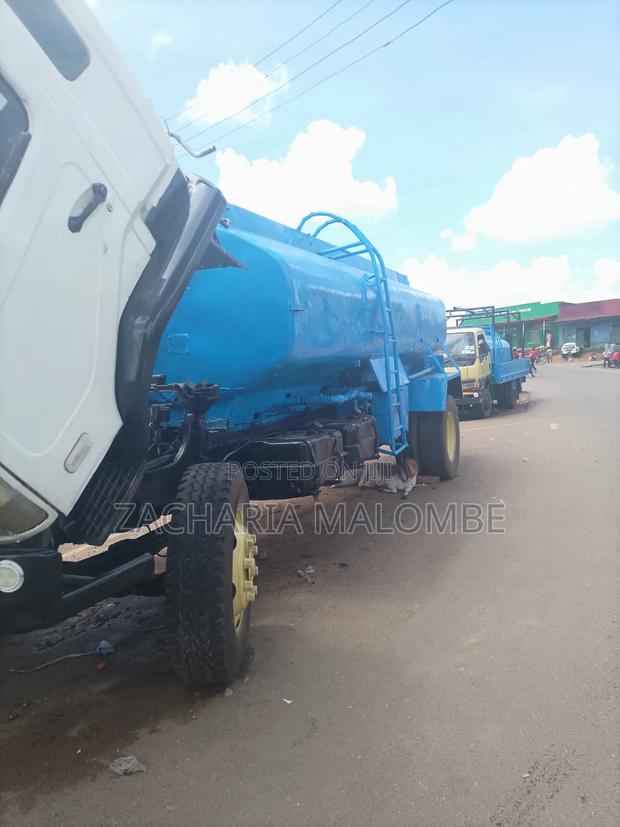 Water Bowser Capacity 12,000 Litres - thumbnail 7
