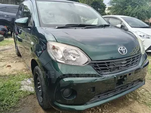 Toyota Passo 2019 Green