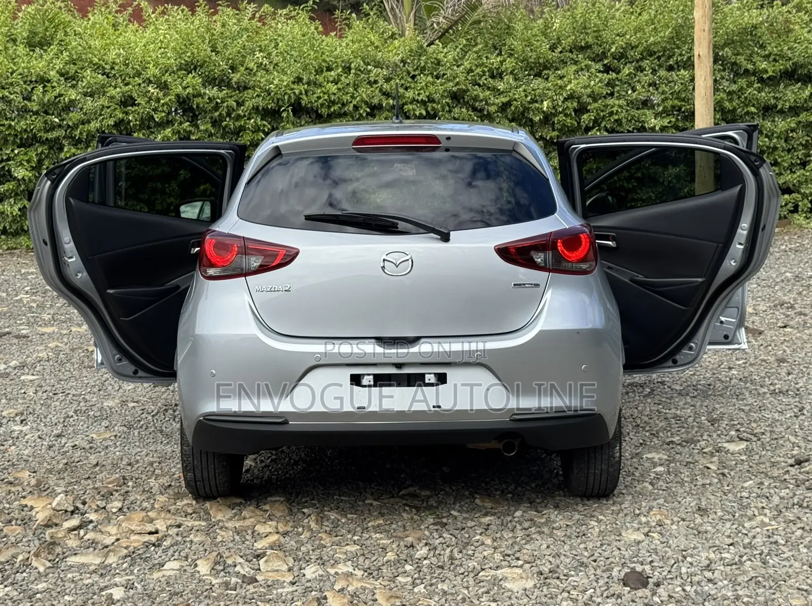 Mazda 2 2020 Silver
