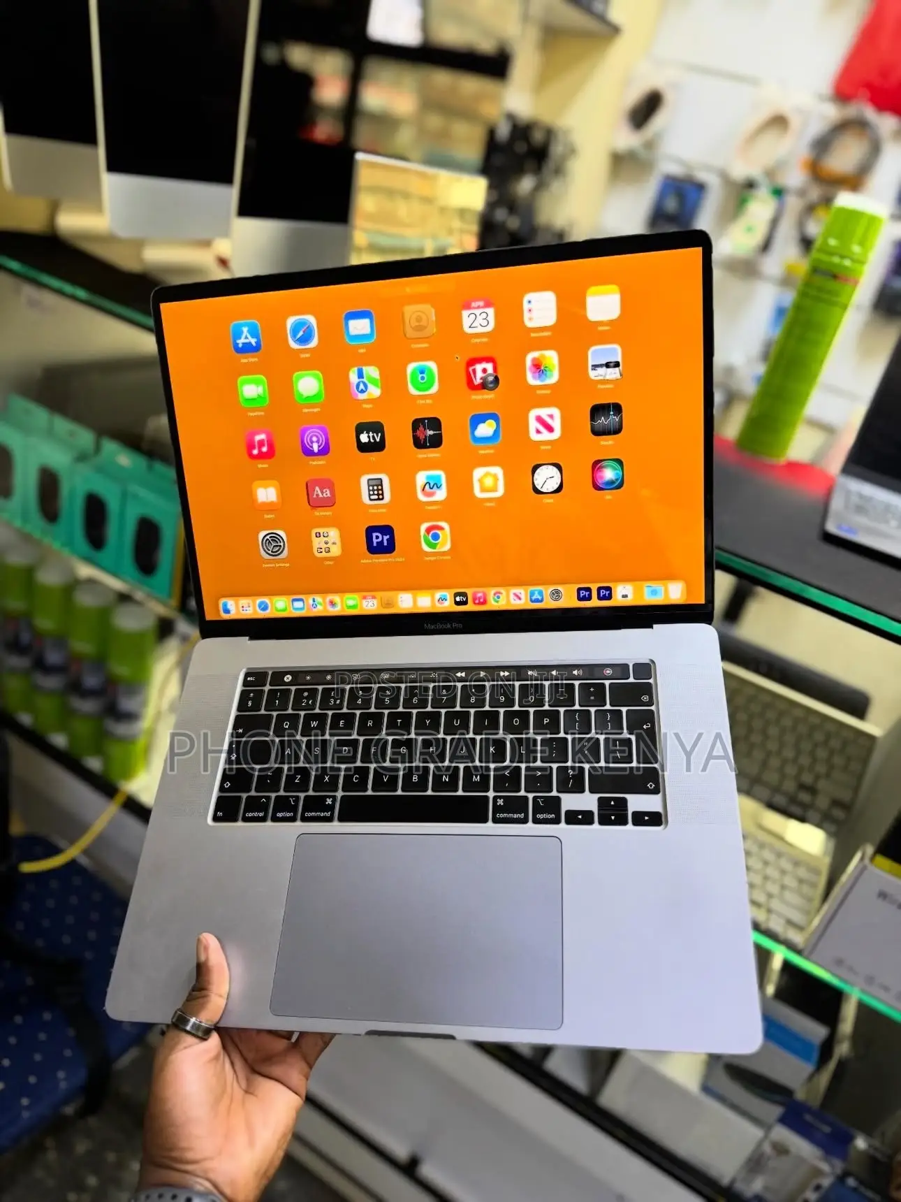 Laptop Apple MacBook Pro 2019 32GB Intel Core i7 SSD 512GB