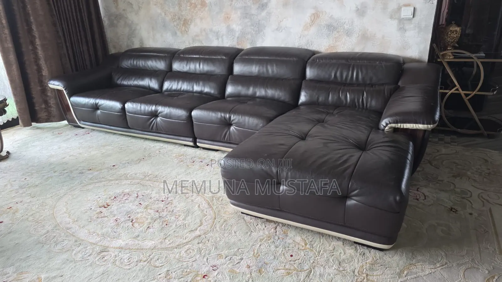 Sofa Sets Good Condition