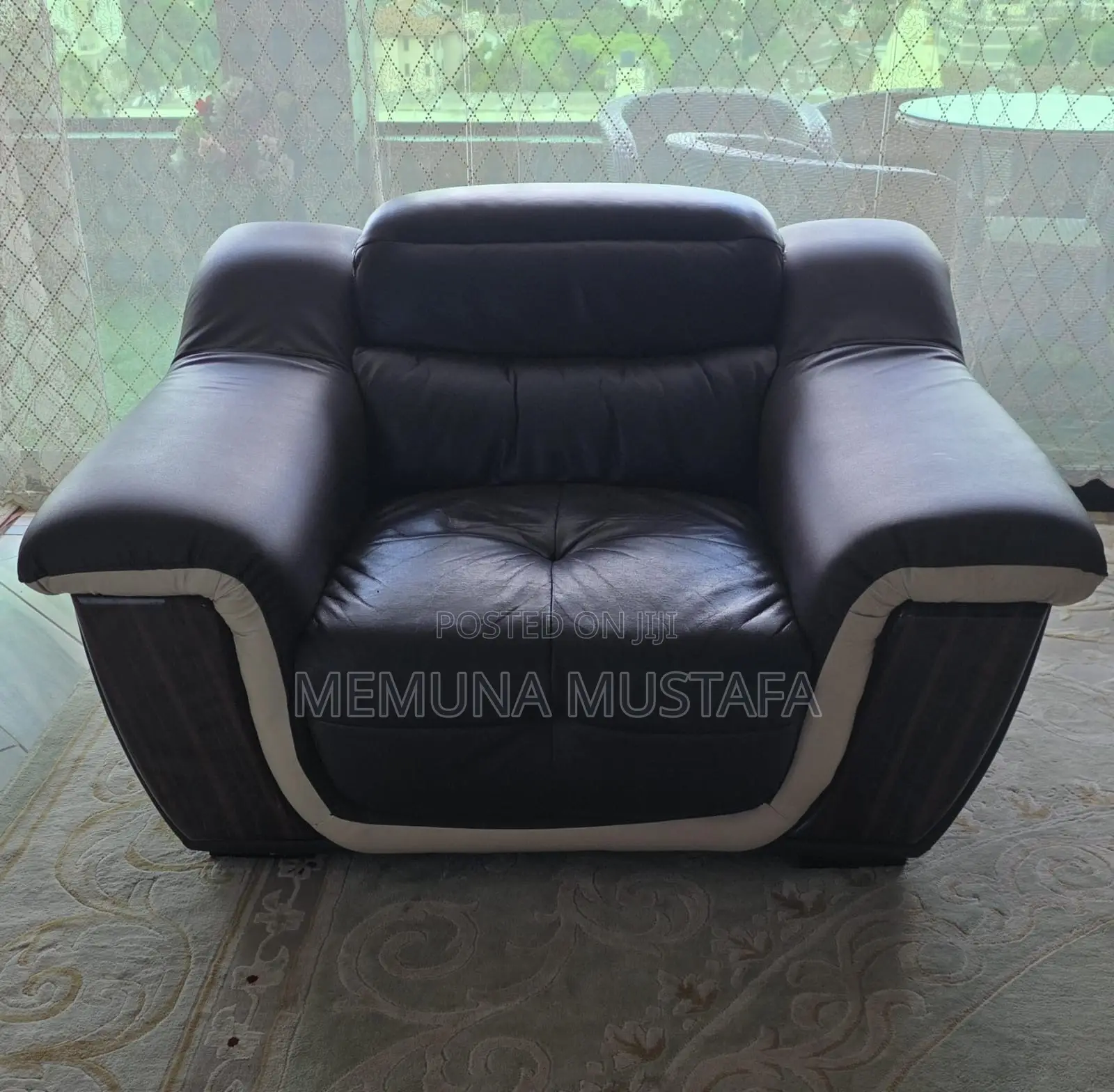 Sofa Sets Good Condition