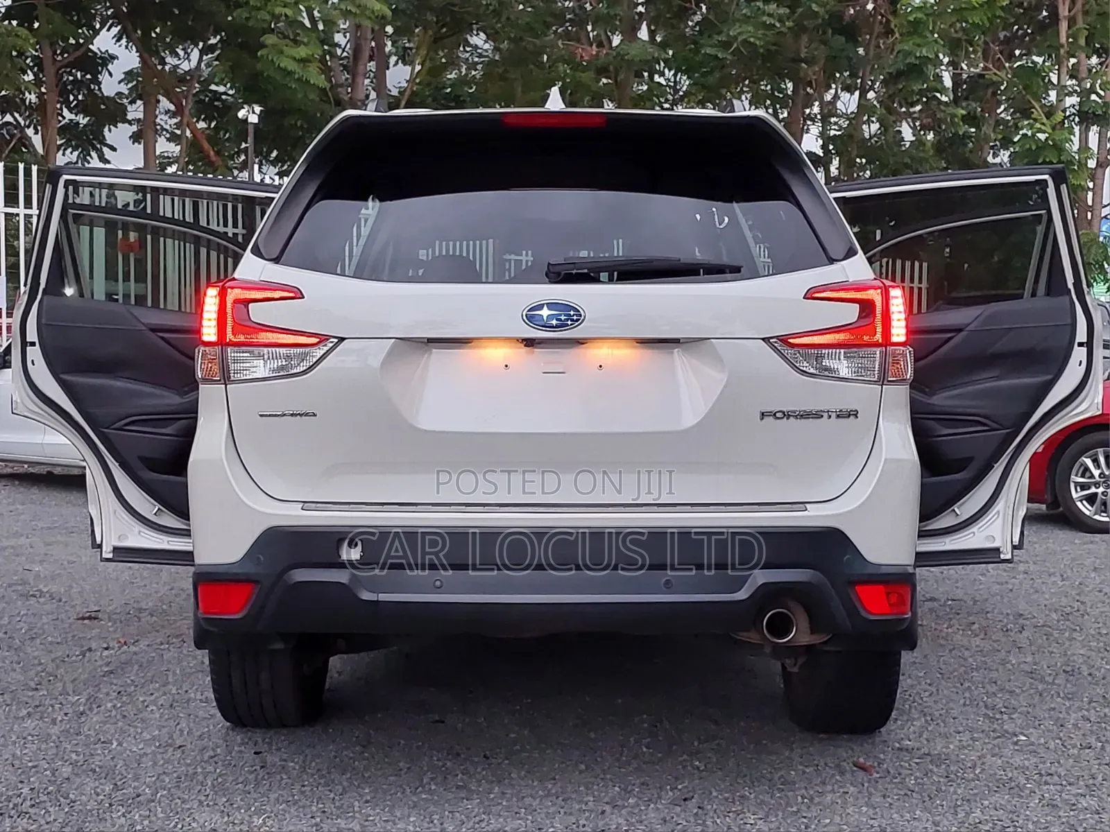Subaru Forester 2018 Pearl