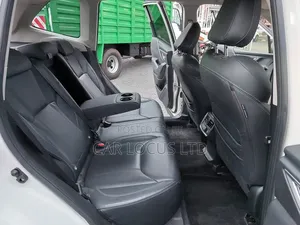 Subaru Forester 2018 Pearl