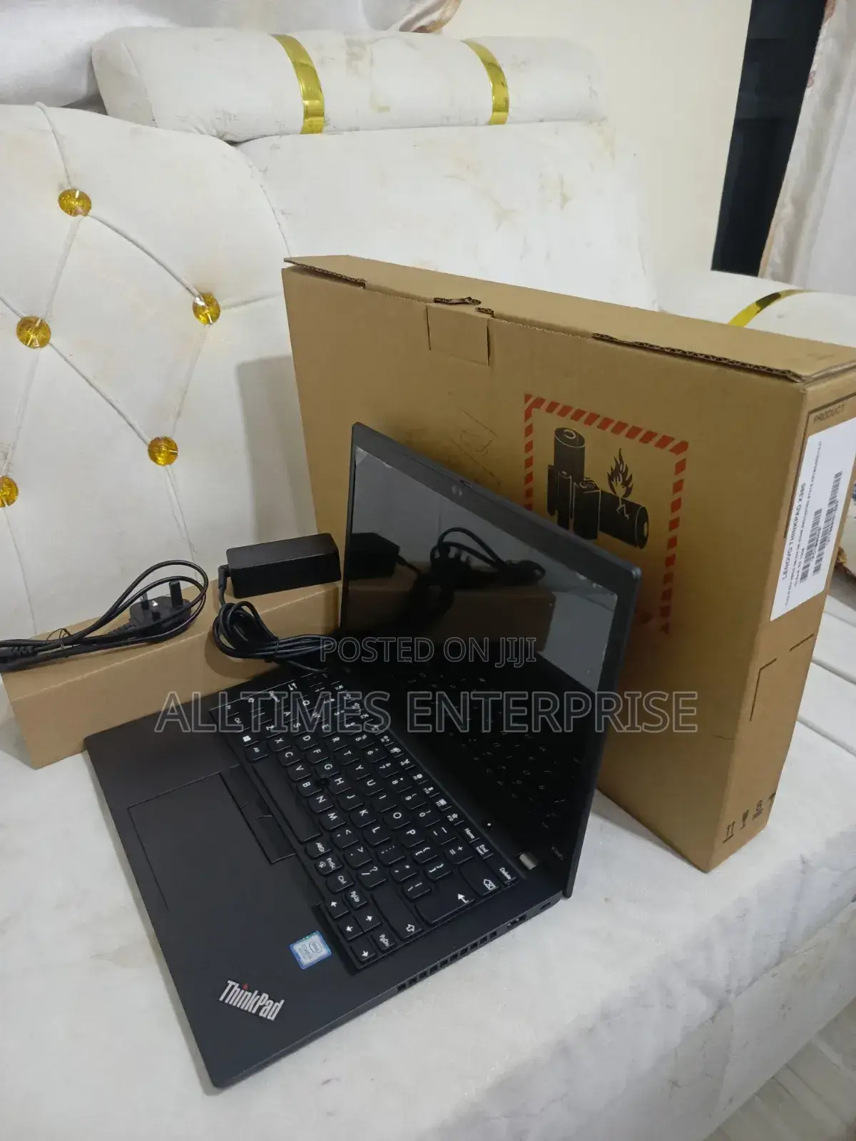New Laptop Lenovo ThinkPad X390 8GB Intel Core i5 SSHD+SSD 256GB