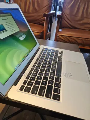 Laptop Apple MacBook Air 2015 8GB Intel Core i5 SSD 256GB