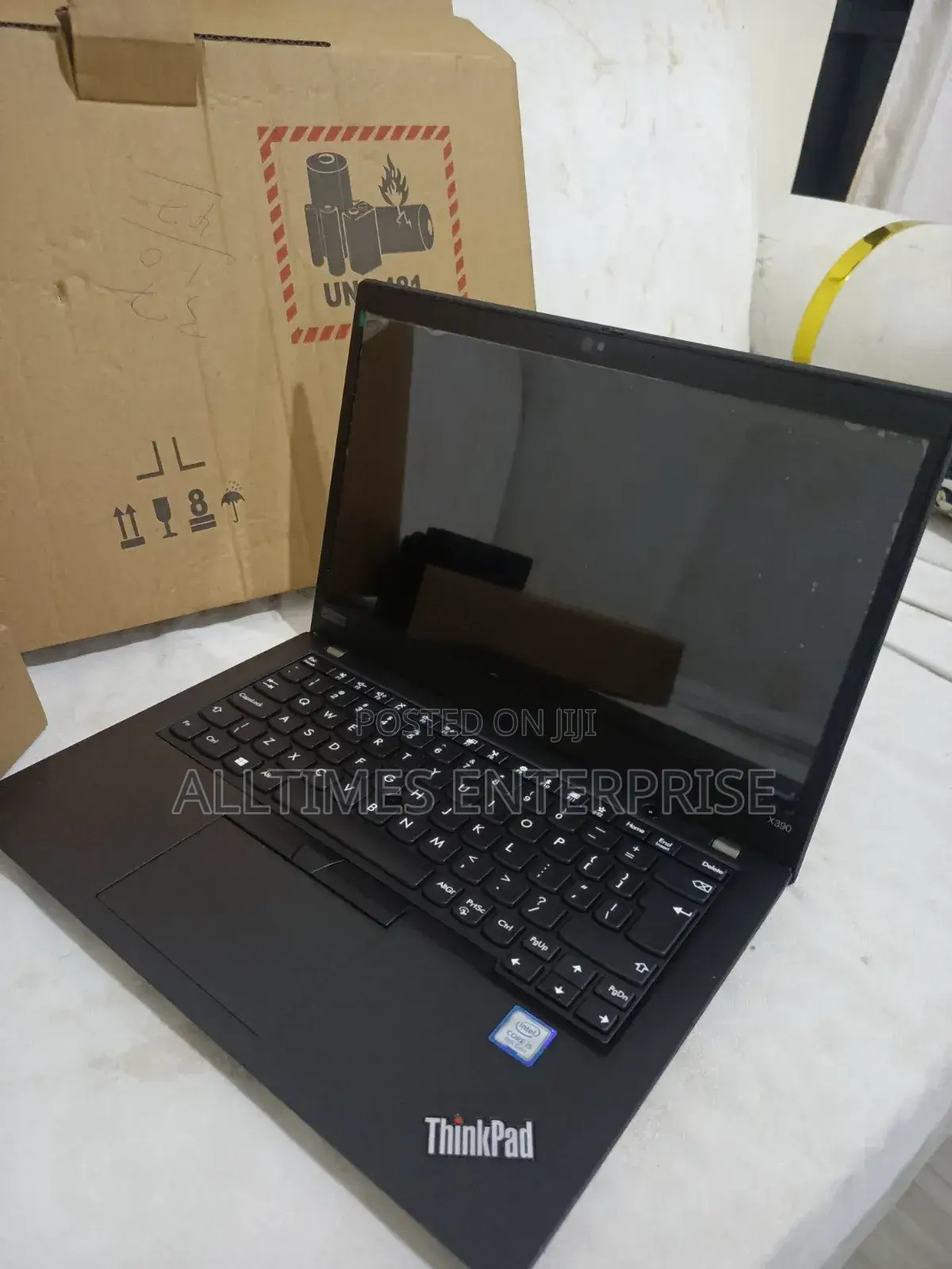 New Laptop Lenovo ThinkPad X390 8GB Intel Core i5 SSHD+SSD 256GB