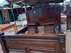Walnut Creek 6*6 King Sized Beds Umbro