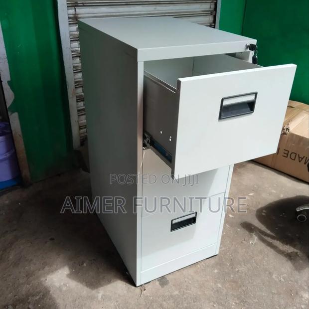 Office 3-Drawers Cabinet