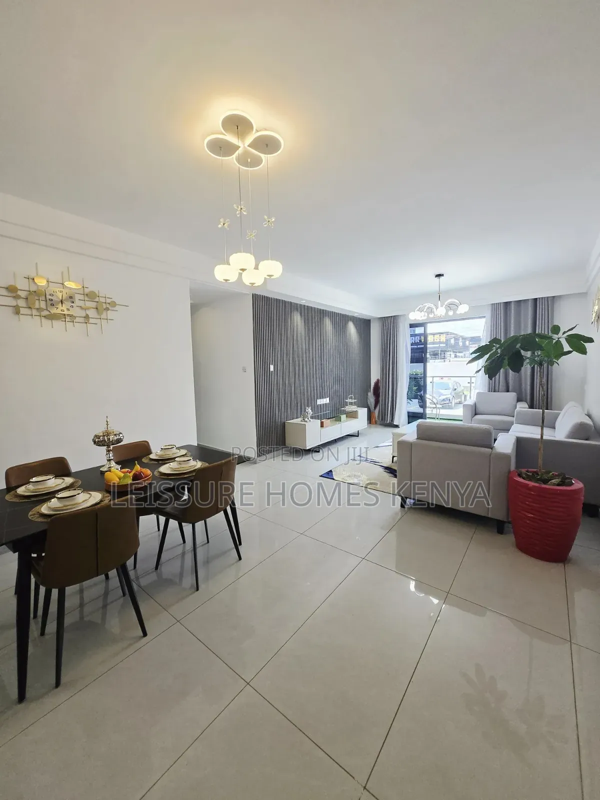 3bdrm Apartment in Gateway Mall Area for sale