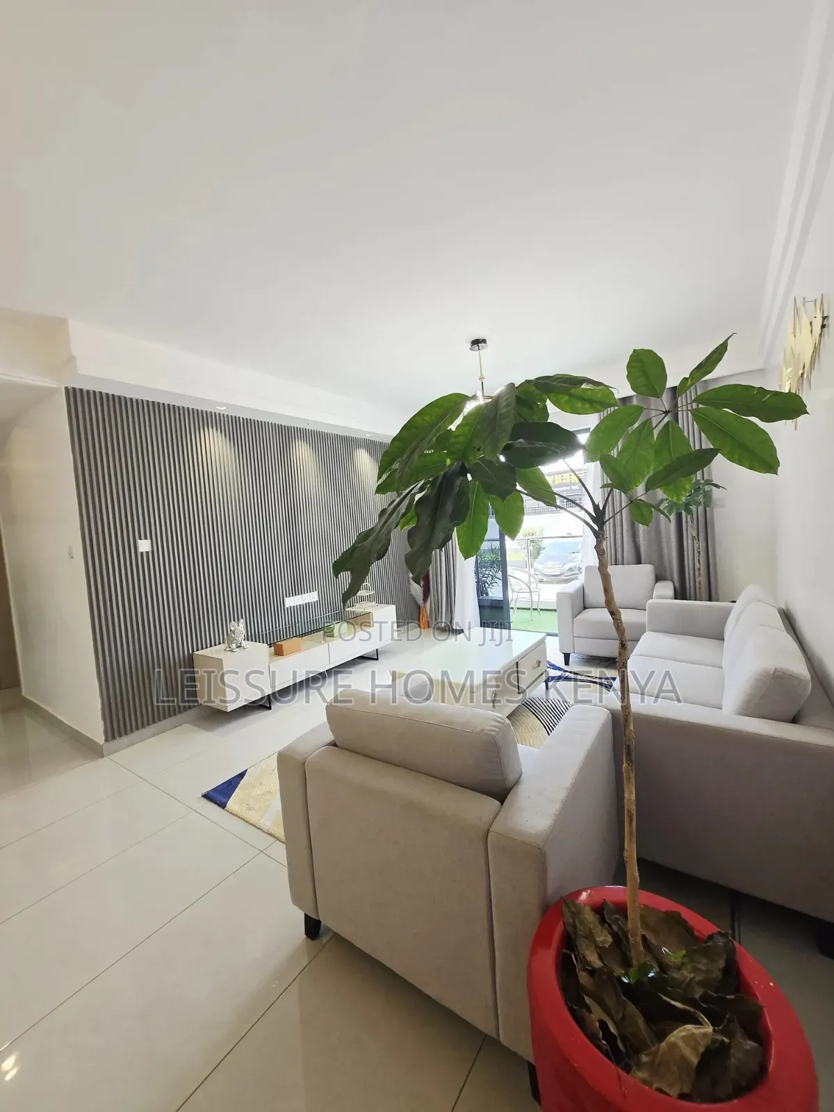 3bdrm Apartment in Gateway Mall Area for sale
