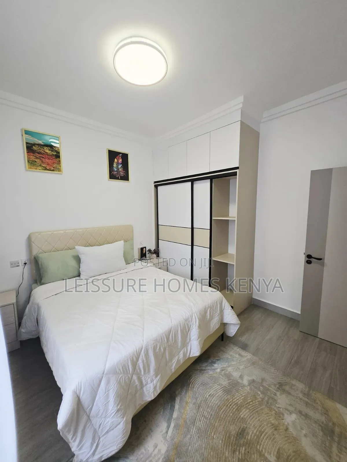 3bdrm Apartment in Gateway Mall Area for sale