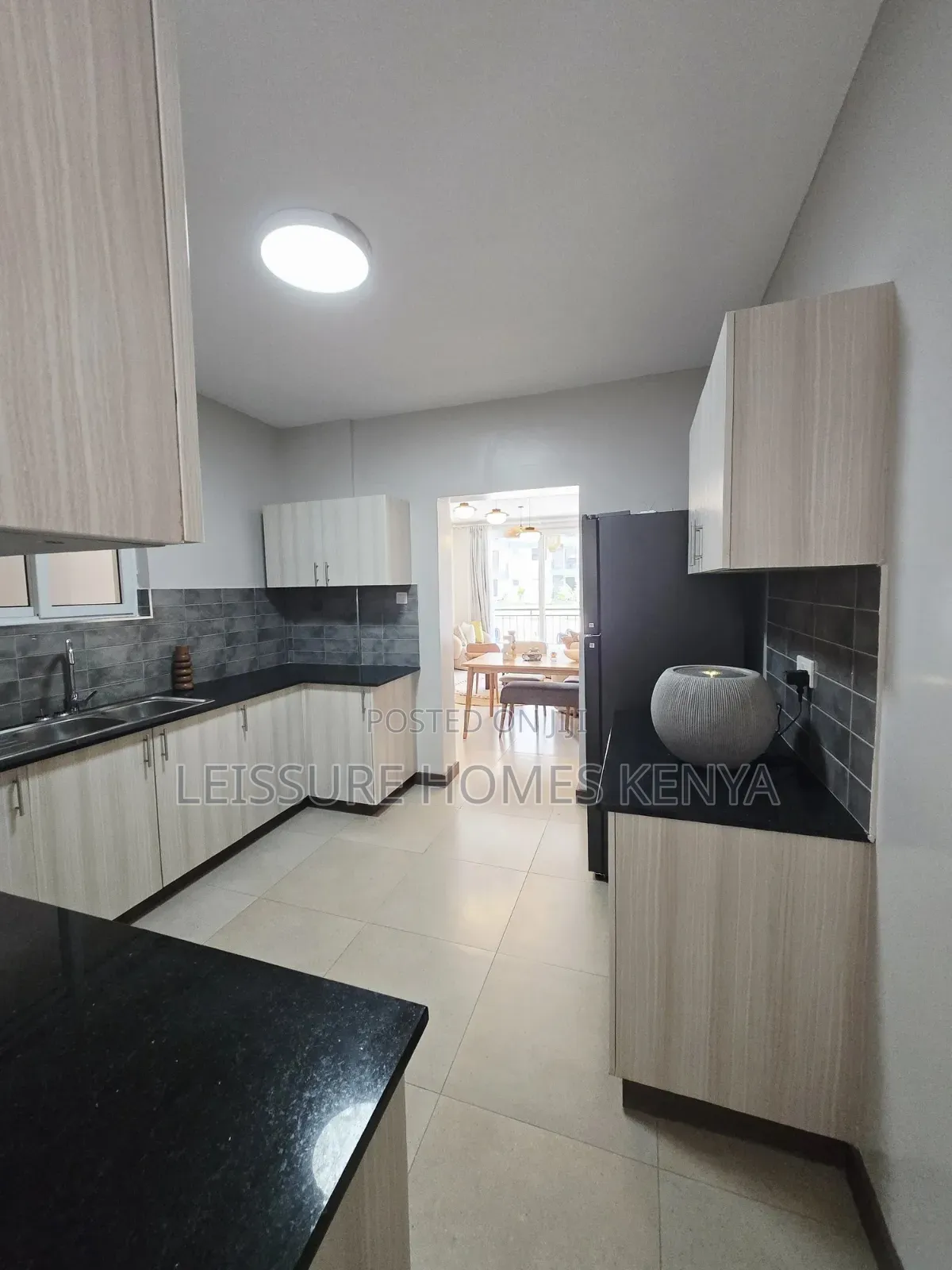2bdrm Apartment in Gateway Mall Area for sale
