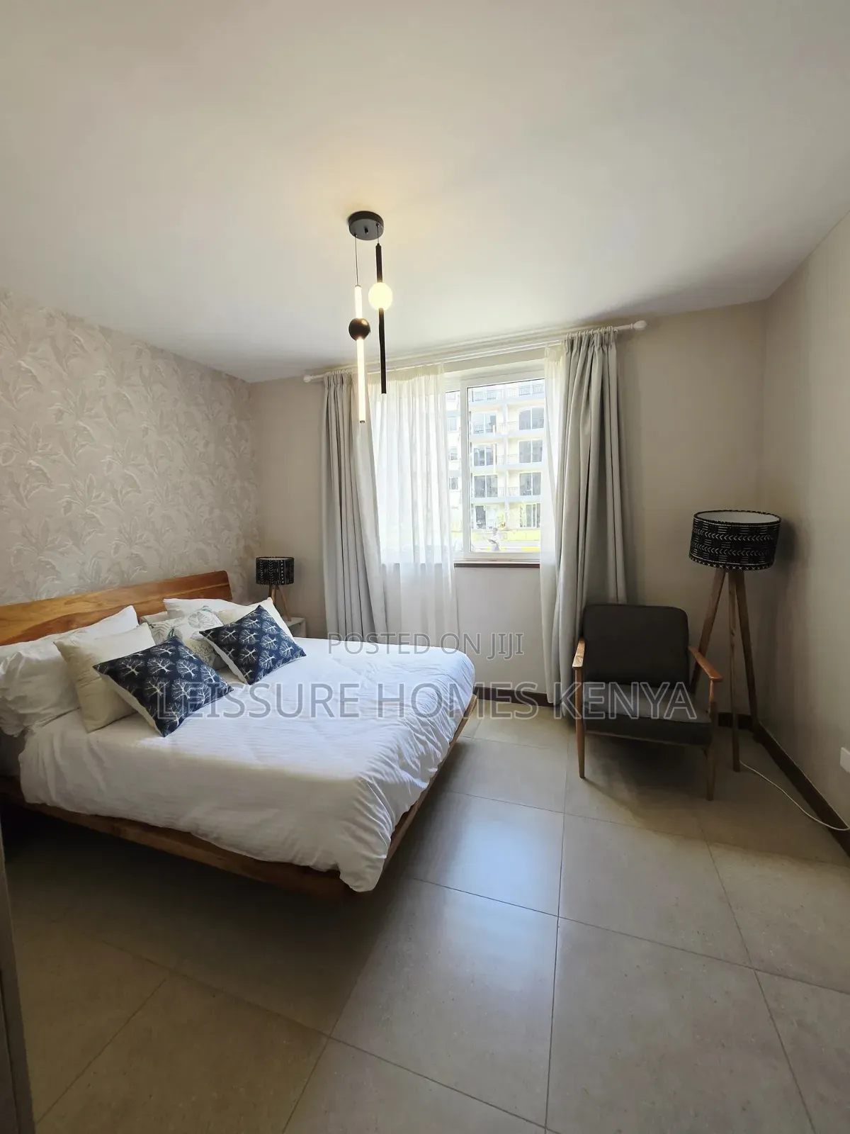2bdrm Apartment in Gateway Mall Area for sale