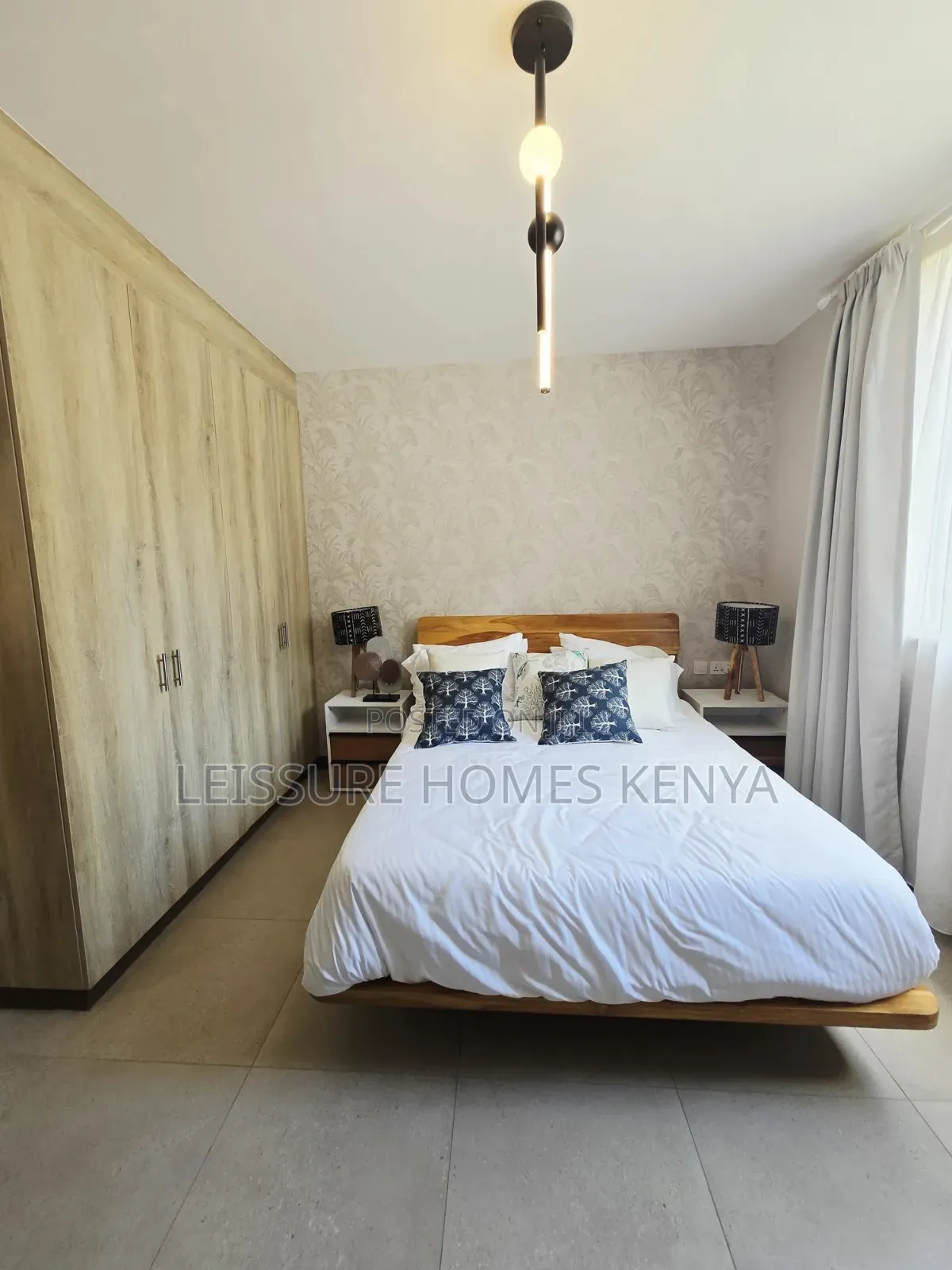 2bdrm Apartment in Gateway Mall Area for sale