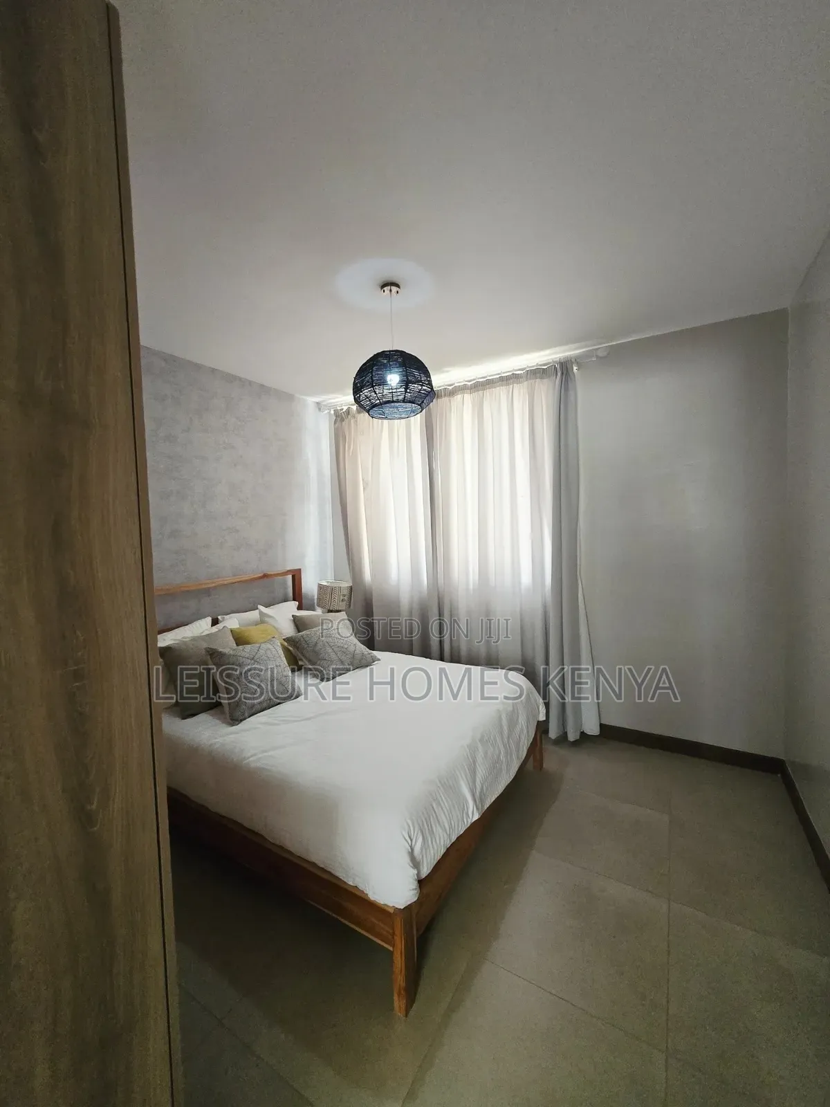 2bdrm Apartment in Gateway Mall Area for sale