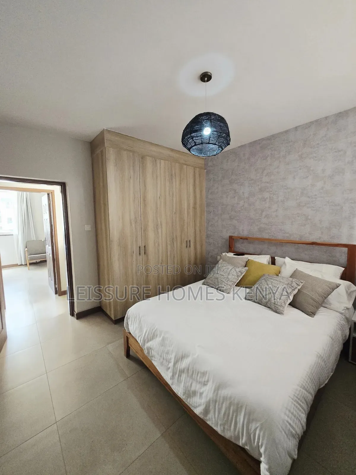 2bdrm Apartment in Gateway Mall Area for sale