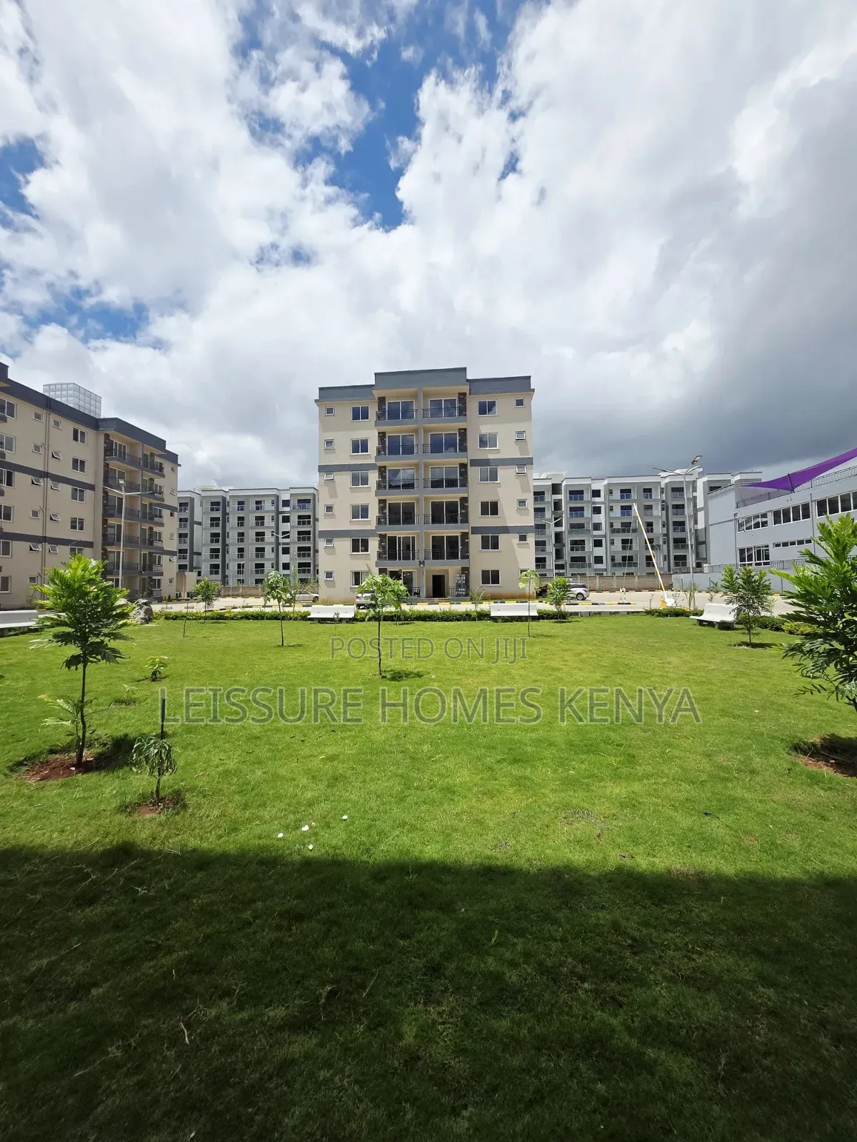 2bdrm Apartment in Gateway Mall Area for sale