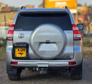 Toyota Land Cruiser Prado 3.0 D-4D (190 Hp) 7 seats 2016 Silver