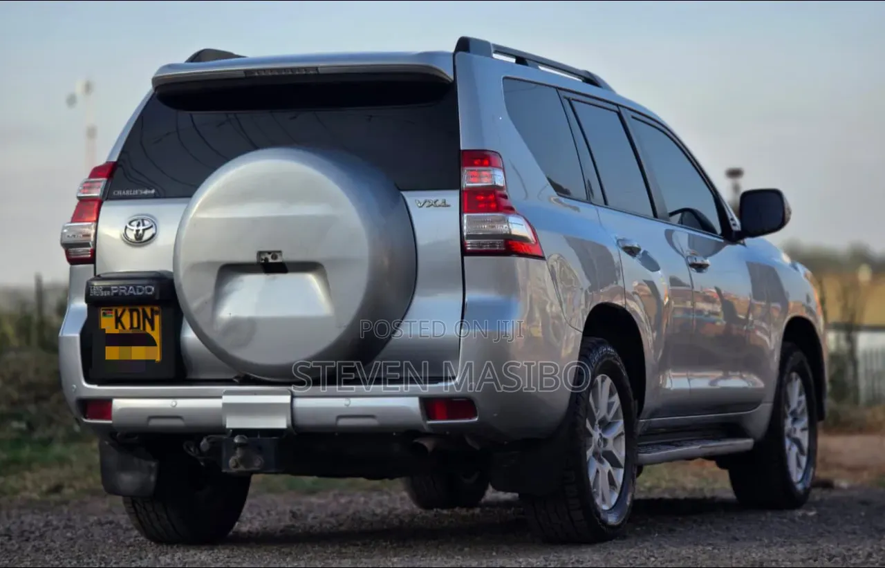 Toyota Land Cruiser Prado 3.0 D-4D (190 Hp) 7 seats 2016 Silver