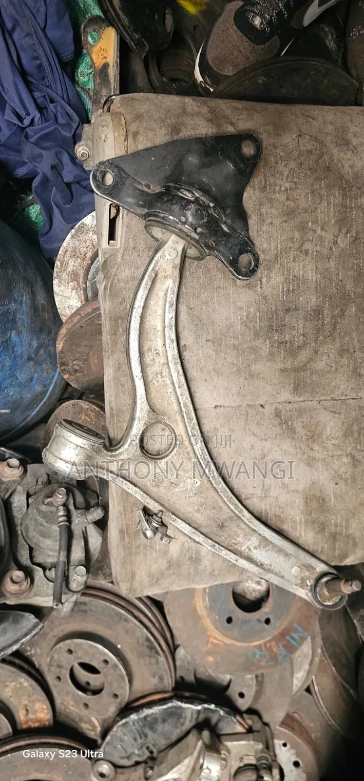 Honda Insight Arms Available