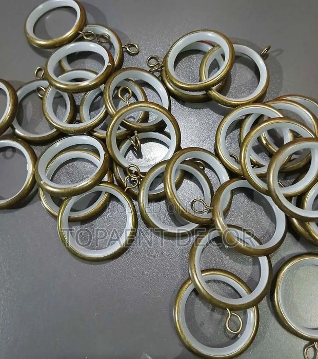 Sizeable, Metallic With Plastic Lining, Round Curtain Rings