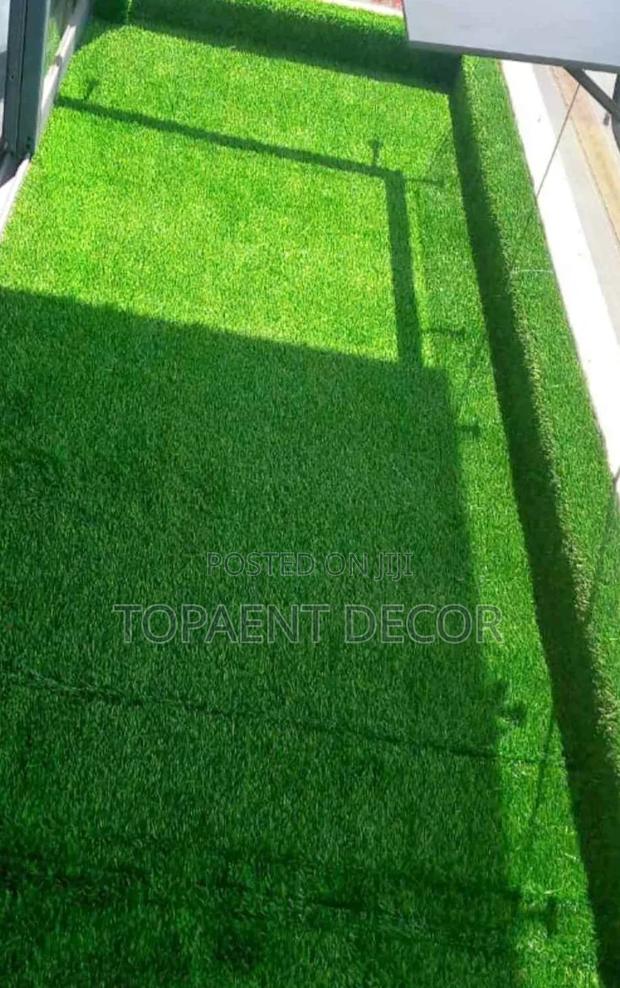 Soft and Refreshing No Maintenance Balcony Artificial Grass Carpet