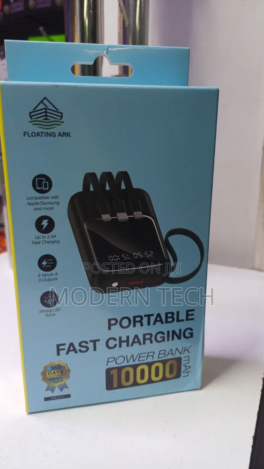 Floating Ark 10,000mah Power Bank With Integrated Charging Cables