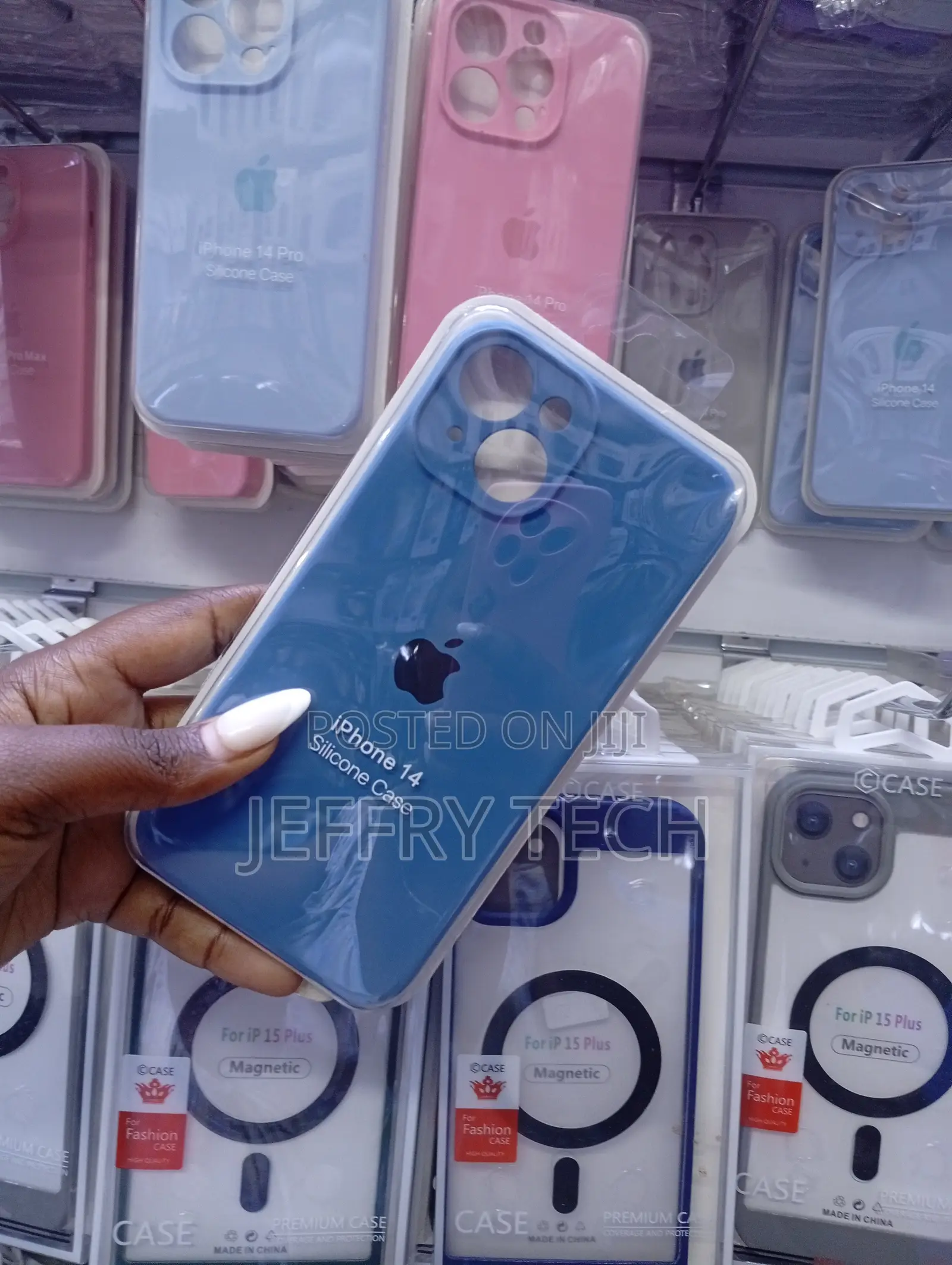 Cober Silicone Con Marca iPhone 14 | Mayoreo Mundo Innovacion