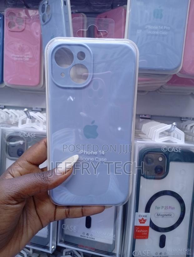 Чохол Silicone Case Square Protected Camera iPhone 14 . - main view