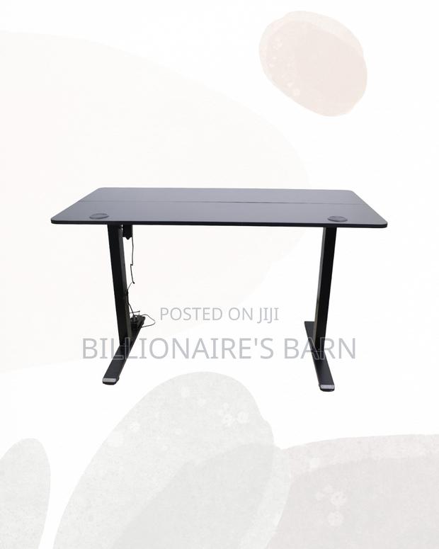 Refine Posture With This Desk All-Day Ergonomic Movement for Hybrid
