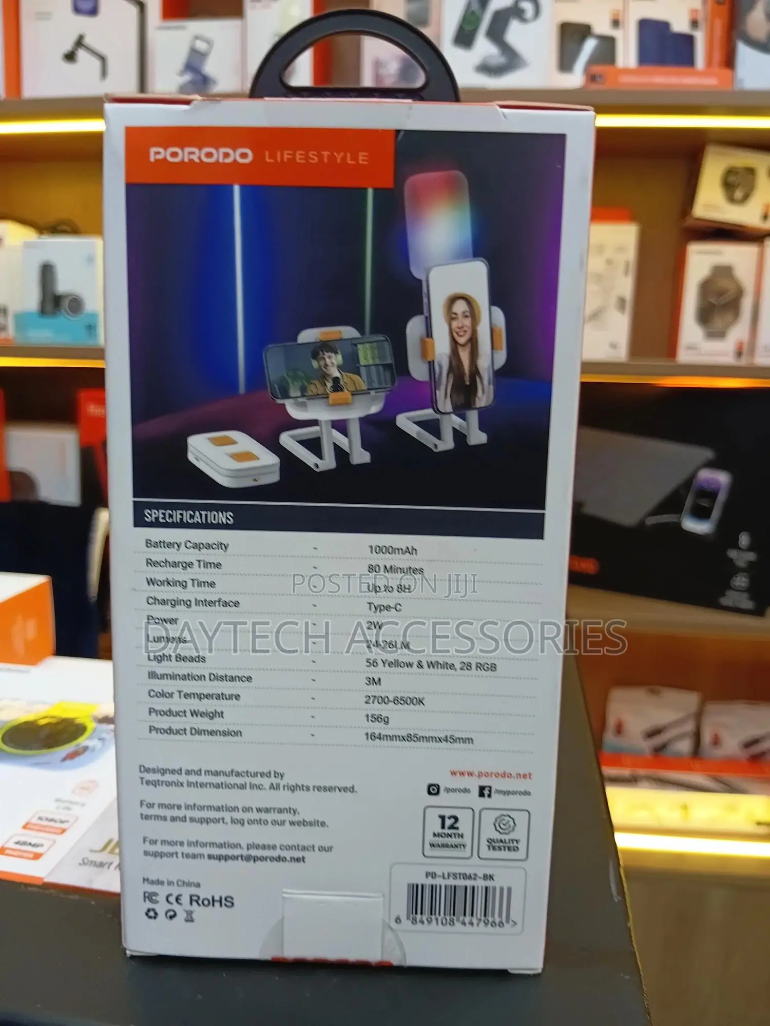 The Porodo Lifestyle Phone Stand Fill Light, Model Lfs062