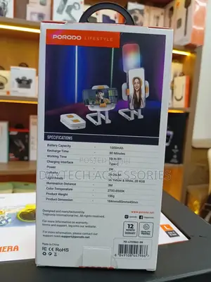The Porodo Lifestyle Phone Stand Fill Light, Model Lfs062