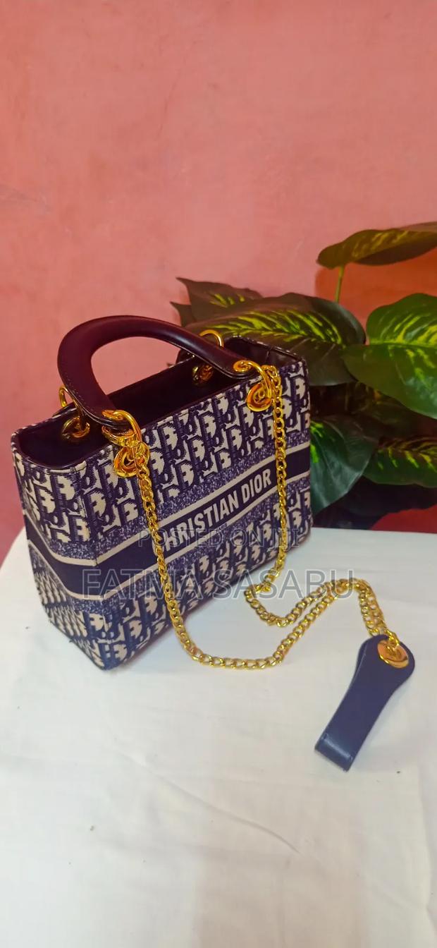 Christian Dior Slingbag