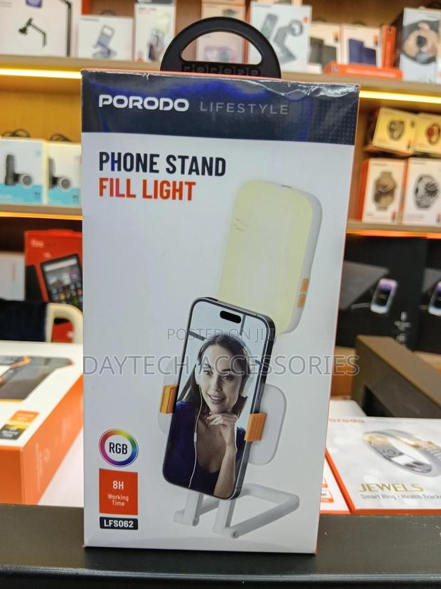Porodo Lifestyle Lumisnap Foldable RGB Fill Light With Phone Stand