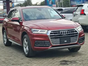 Audi Q5 2.0T Premium AWD quattro 2019 Red