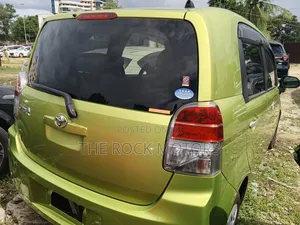 Toyota Spade 2019 Yellow